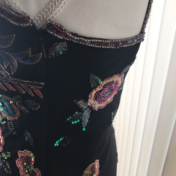 SILK EMBROIDERED W/SEQUINS EVENING DRESS SIZE S - Picture 7 of 8